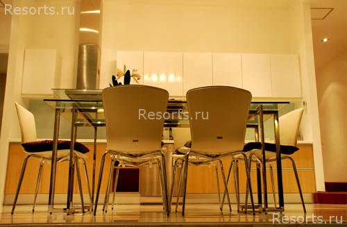 The Lantern Hotel 16